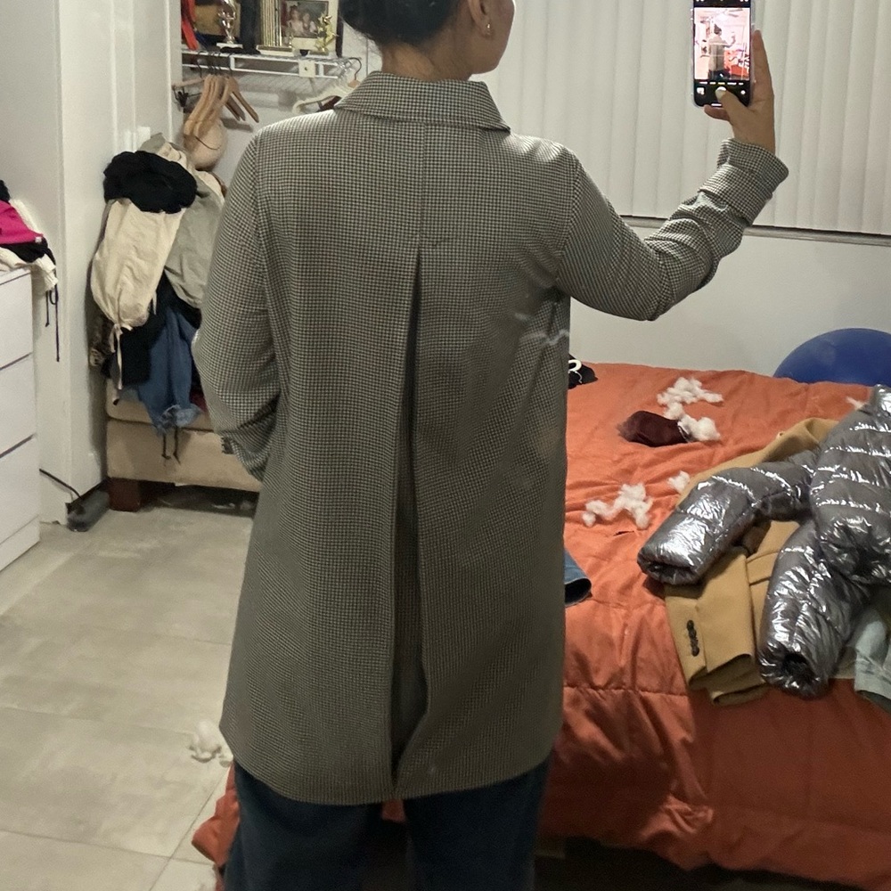 Black And White Pattern Coat - image 4